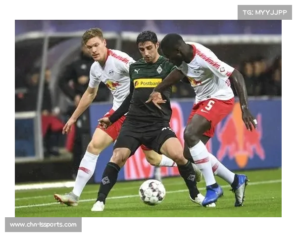 门兴VAR点球取消,莱比锡门柱挡出劳姆绝杀机会 门兴VAR点球取消,莱比锡门柱挡出劳姆绝杀机会